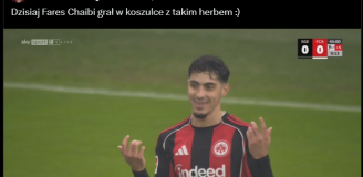 W takiej koszulce swój mecz w Bundeslidze rozgrywał piłkarz Eintrachtu xD
